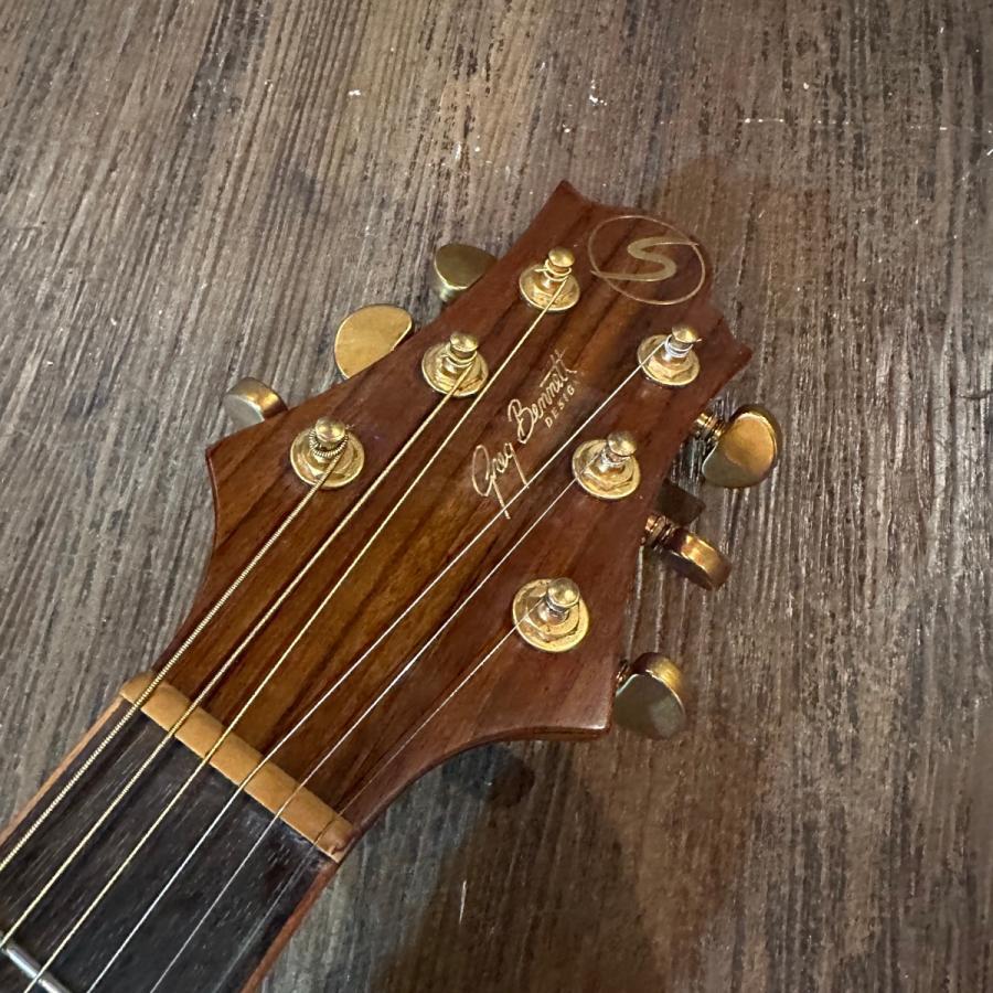 Greg Bennett by Samick OM-15CE Electric Acoustic Guitar Natural