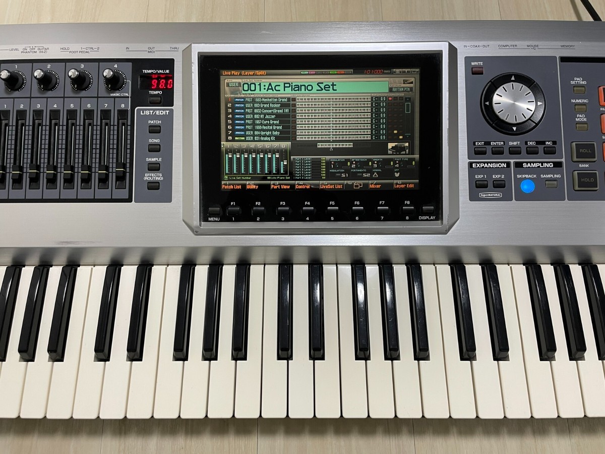 Roland Fantom-G6 Music Workstation ペダル付属 Roland Fantom-G6