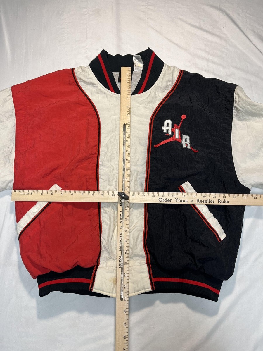VINTAGE Nike Air Jordan Jacket Mens medium Black Red Colorblock