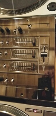 DJ Controller Setup Technics SL-1200 MK2 Vestax PMC 170A Shure