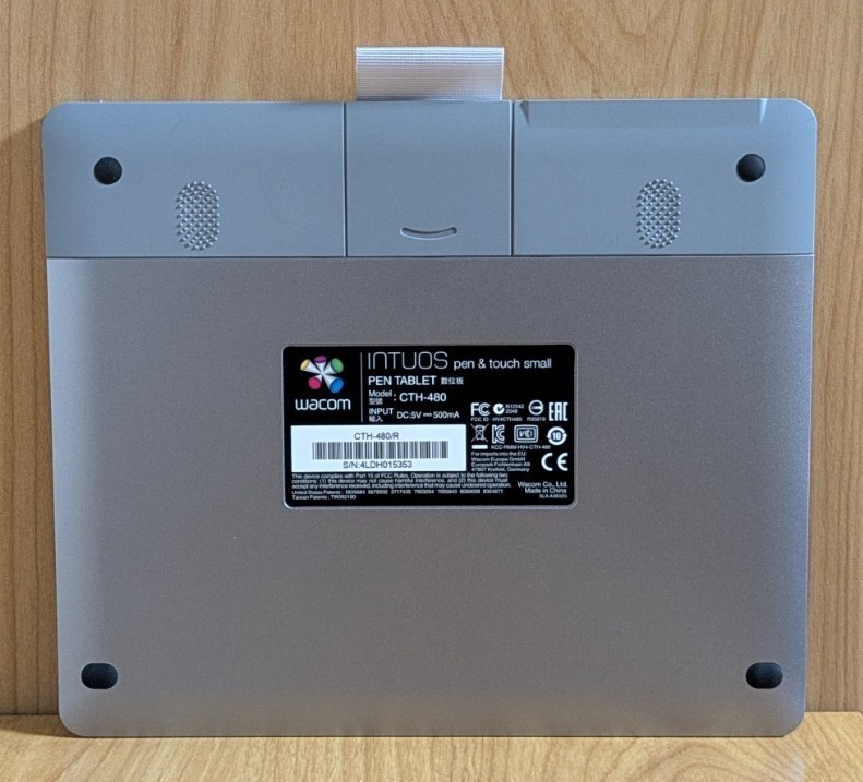 Wacom Ichitaro CTH-480/R Intuos small Limited Tablet with Box Mint