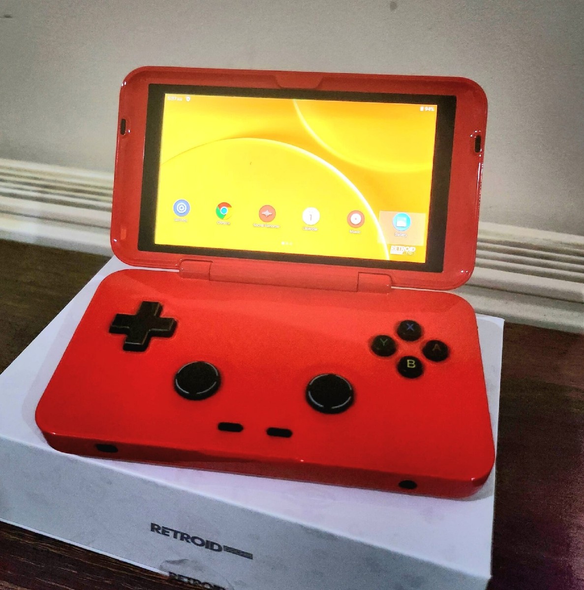 Retroid Pocket Flip Handheld retro Console SPORT RED #1103 OUT OF