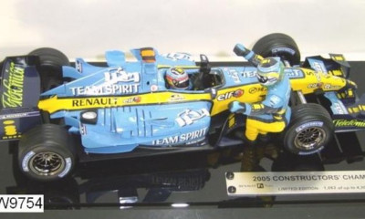 Renault F1カー 1/18 スケール Renault F1カー 1/18 スケール Renault