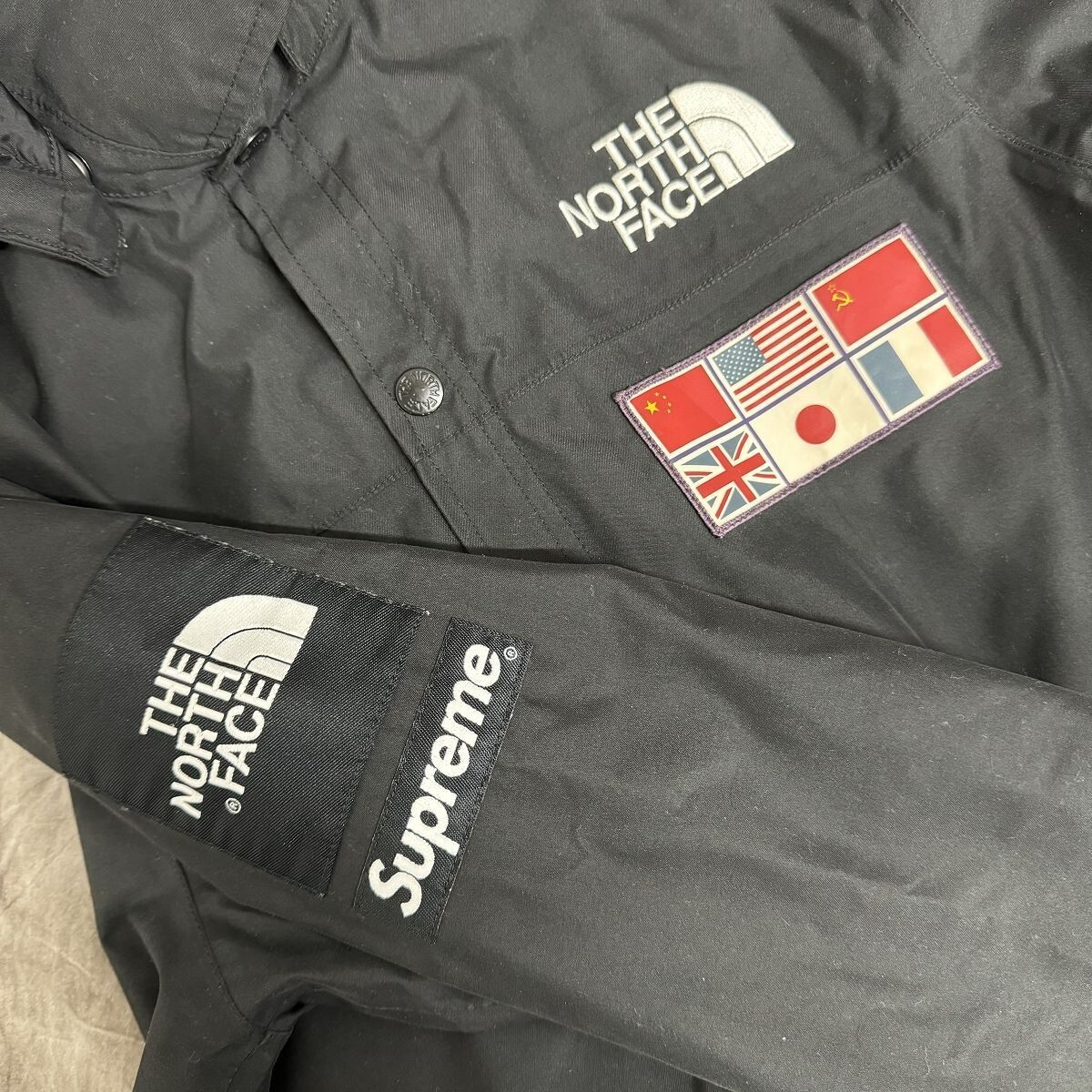 THE NORTH FACE Supreme x North Face Expedition Coach Jacket Size M