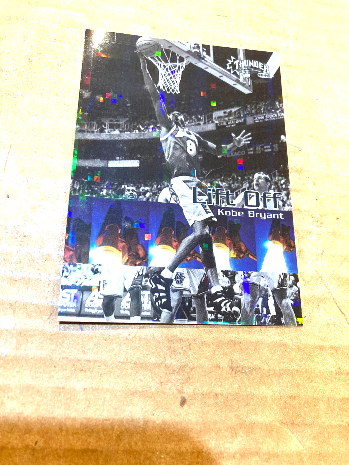 Kobe Bryant 1998 Skybox Thunder #3-LO Lift Off Price Guide