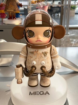 Authentic Mega Space Molly 400% -Mocha Limited Edition | eBay