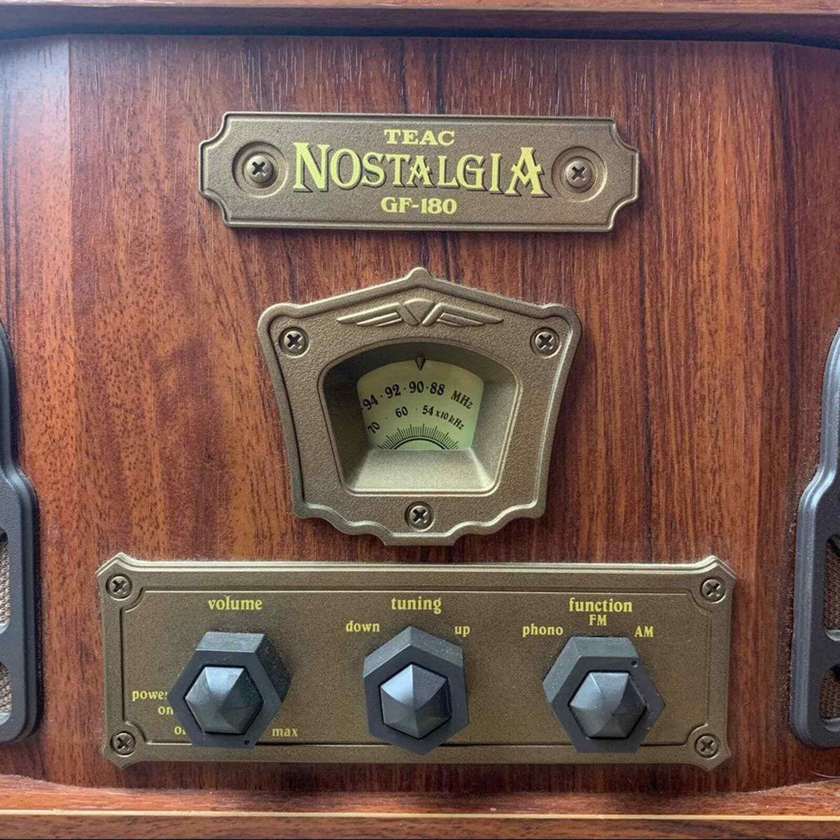 Teac Nostalgia GF-180 AM/FM Stereo Music System | 3 speed Record