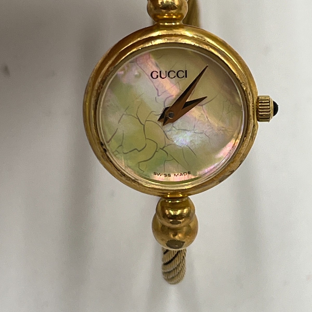 GUCCI 2700.2.L Gold Shell Dial QZ Bangle Women's Watch From JAPAN