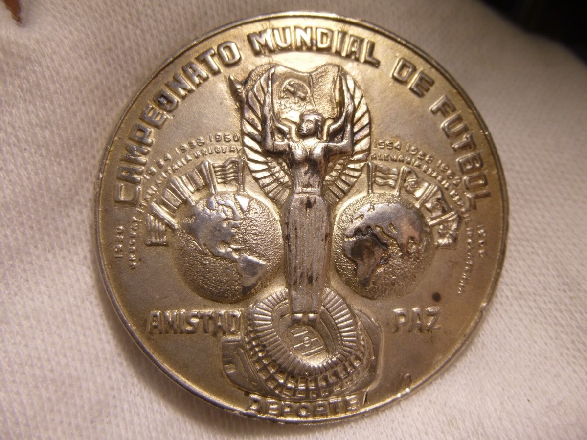 1970 MEXICO World Cup Soccer Medal Silver .950 Amistad/ Paz | eBay