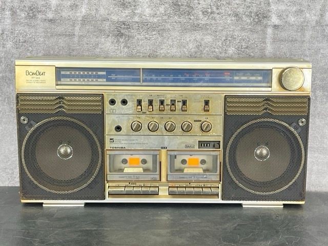 TOSHIBA RT-S83 BomBeat Boombox Vintage AM/FM Dual Cassette 4-Way