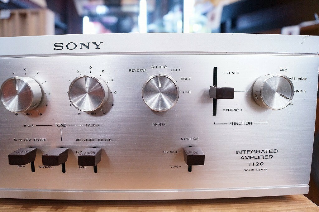Sony TA-1120A Solid State Stereo Integrated Amplifier 100W 7Hz