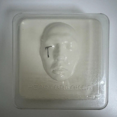 G-DRAGON Heartbreaker album sell | eBay