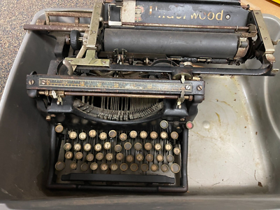 Vintage Antique Underwood Typewriter Black for restoration part