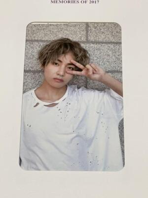 card only】Official BTS memories of 2017 Blu-ray ver. V taehyung