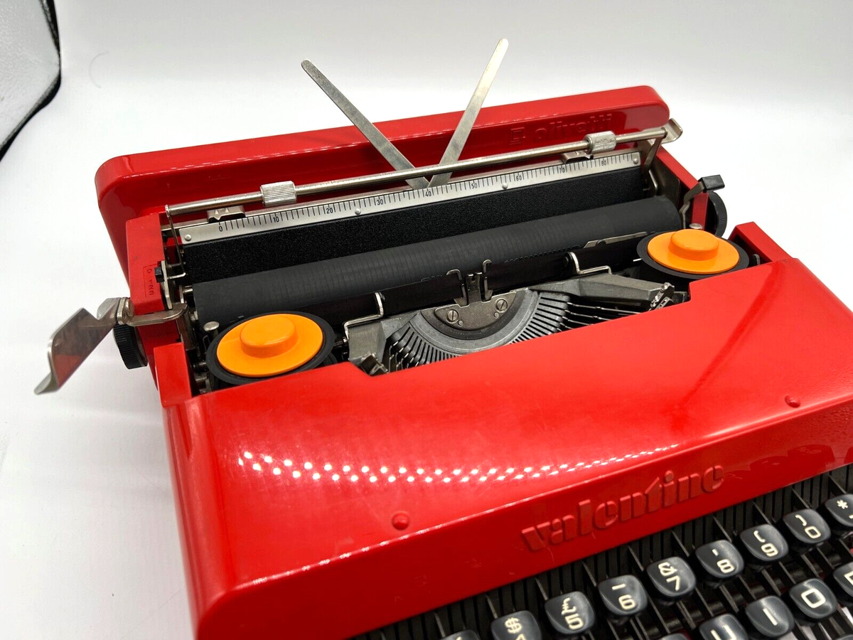Olivetti Valentine Red Typewriter Vintage From Japan Excellent F/S