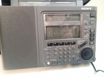 SONY ICF-SW77 Radio Short Wave Excellent Condition - LW/MW/SW/FM