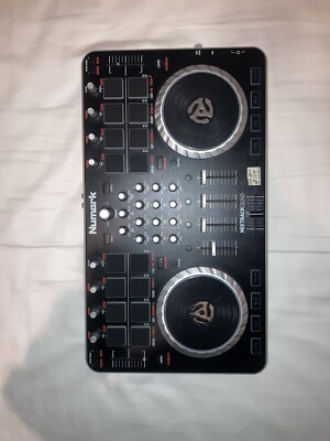 Numark Mixtrack Quad 4 Channel DJ Controller with Audio I/O For