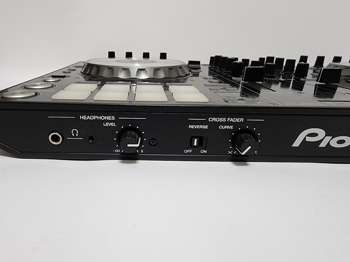 Pioneer DJ DDJ-SR Black DJ Controller Performance 2-Channel Serato