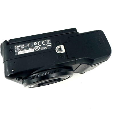 Canon PowerShot G12 10.0MP Digital Camera 5X Zoom Lens 6.1-30.5mm