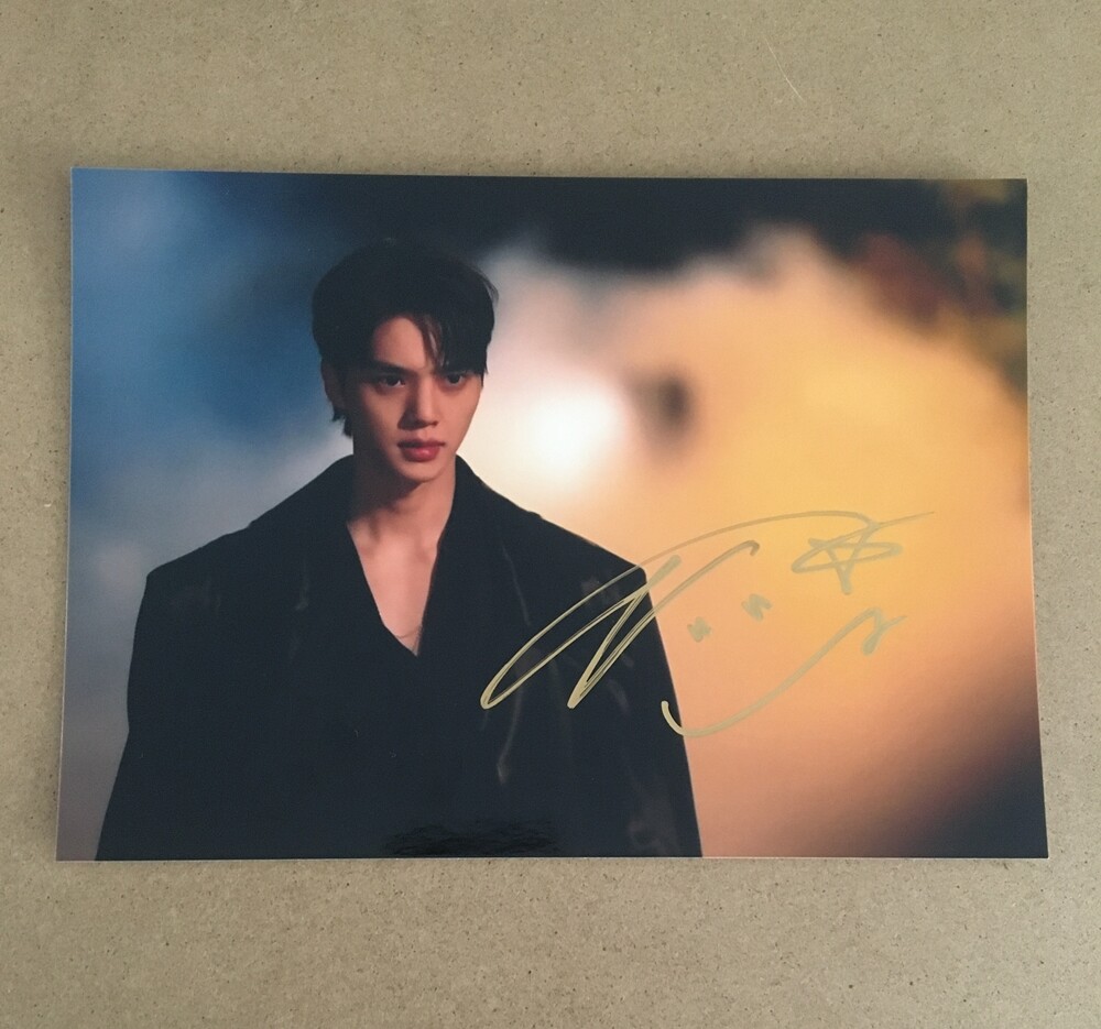 韓流 コン・ユ サイン入り Autographed photo MONSTER
