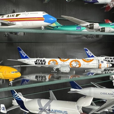 ANA Boeing 777-300ER JA789A Star Wars BB-8 JC Wings EW4773005