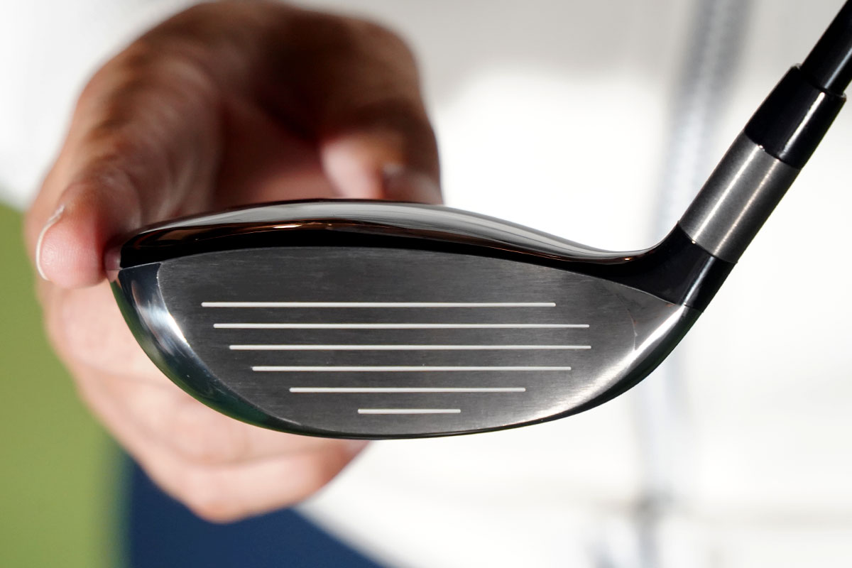 隠れた名器とウワサの新ジャンル 2代目でさらに進化「APEX UW」（2023