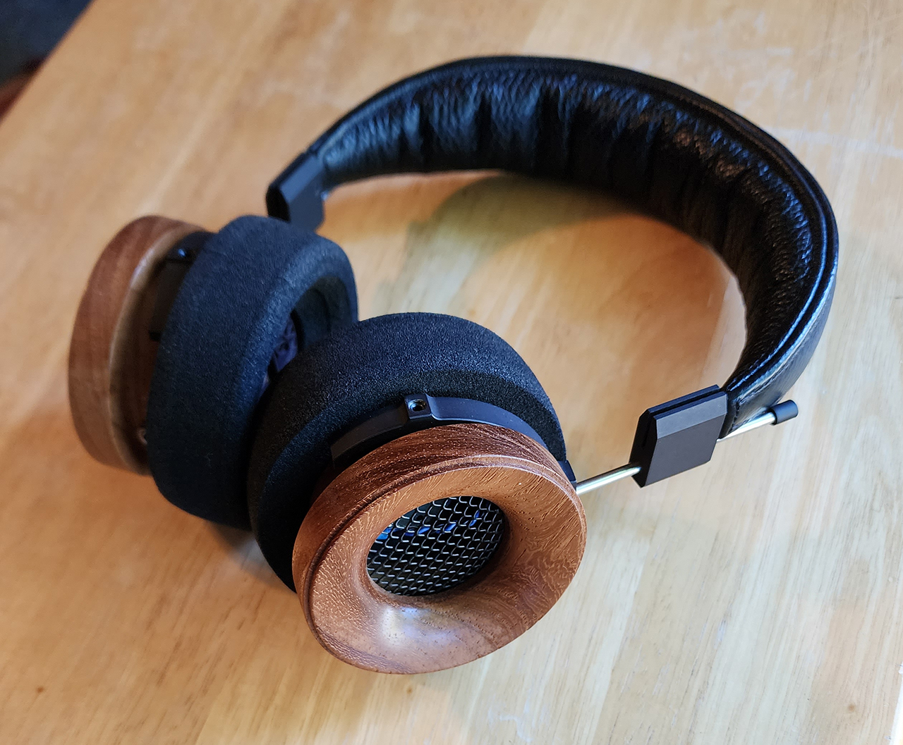 Sold: Custom Grado headphone, Symphones V9 drivers, Shipibo