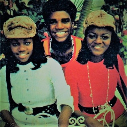 Listen to Trio Ternura - A Gira (Frohlocker Edit) by Frohlocker in