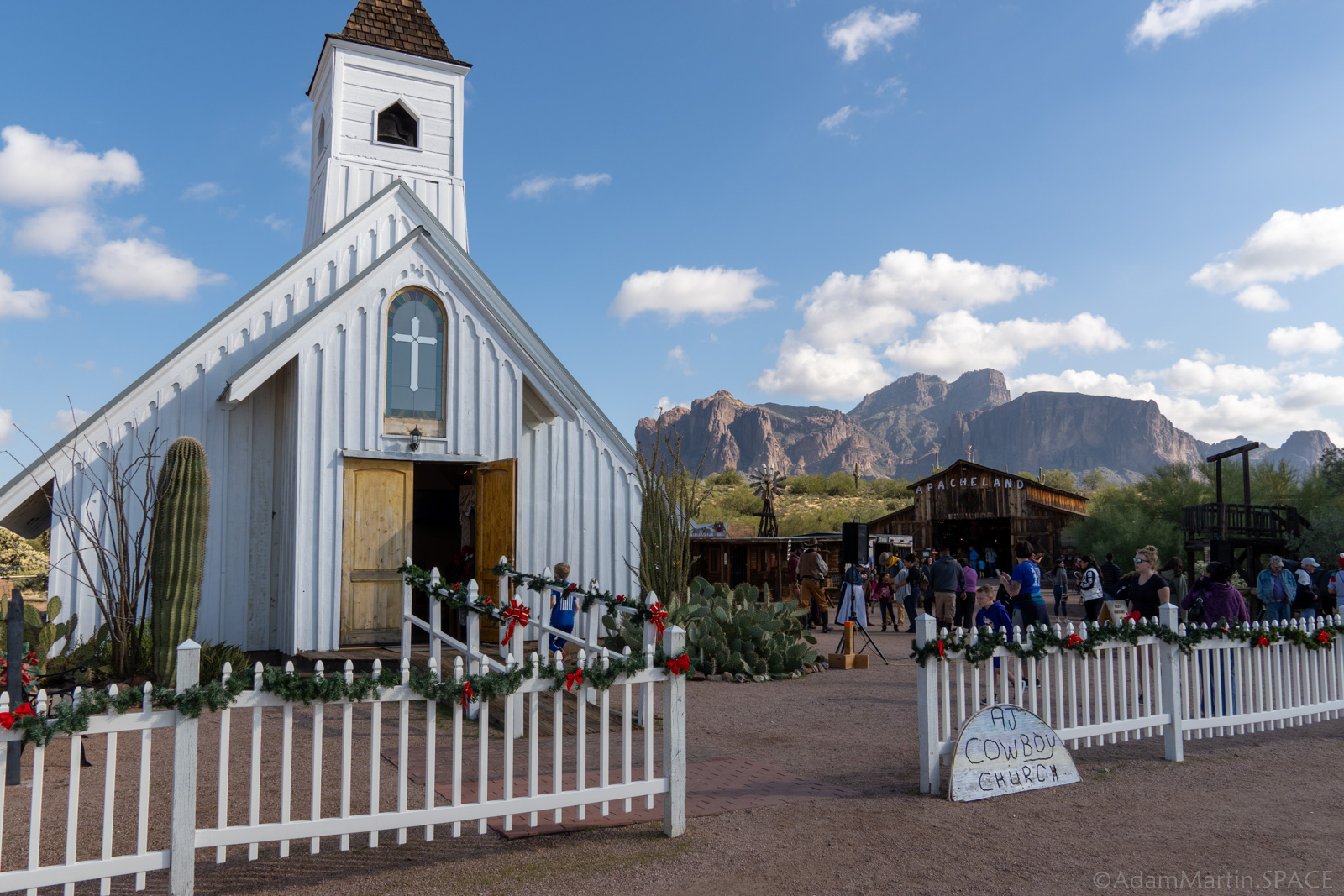 Superstition Mountain – Lost Dutchman Museum – AdamMartin.SPACE