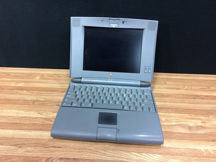 PowerBook 520 & 540c – Apple Rescue of Denver