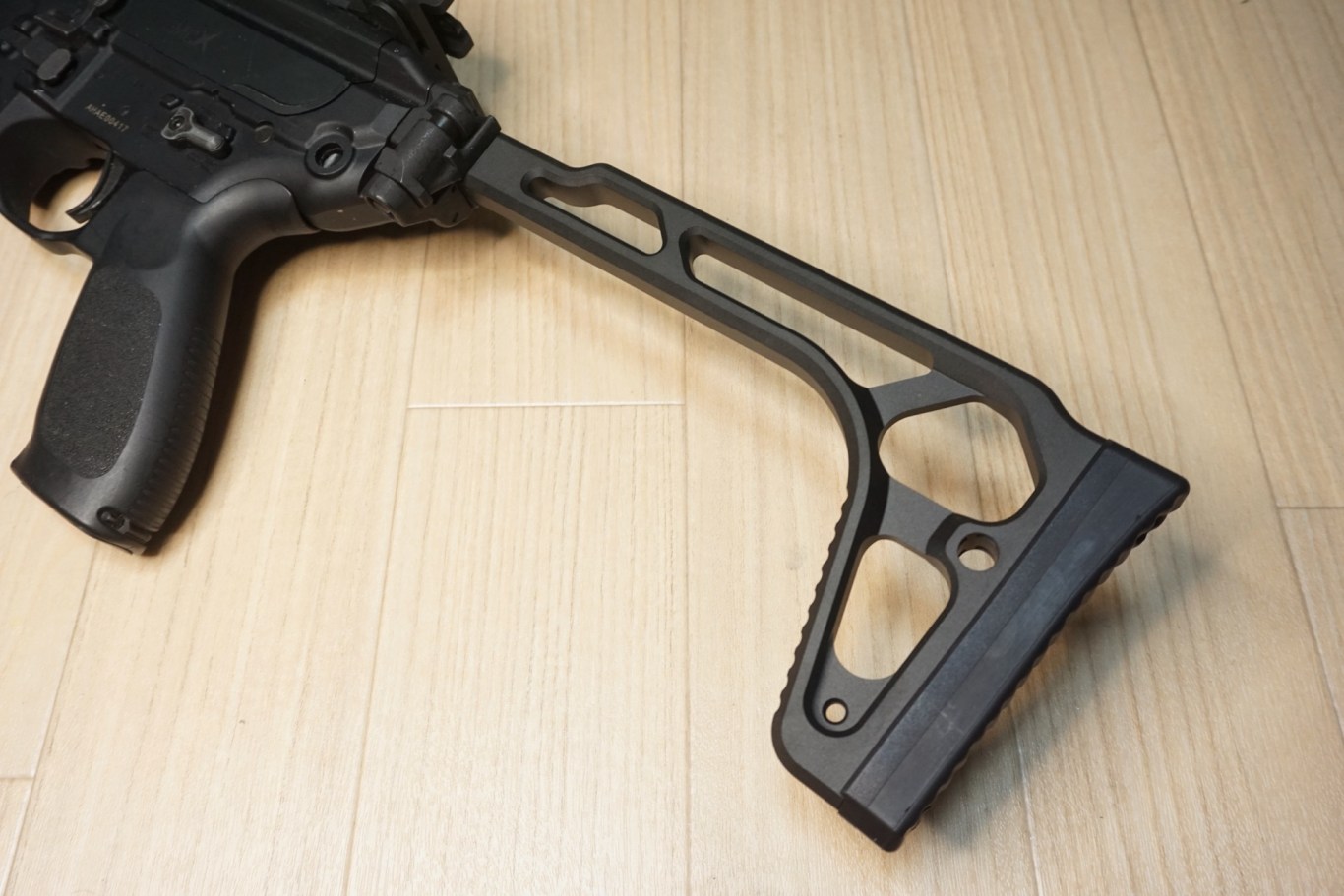 SIG SAUER Thin Folding Stock 風折りたたみストック、TaskForce405製