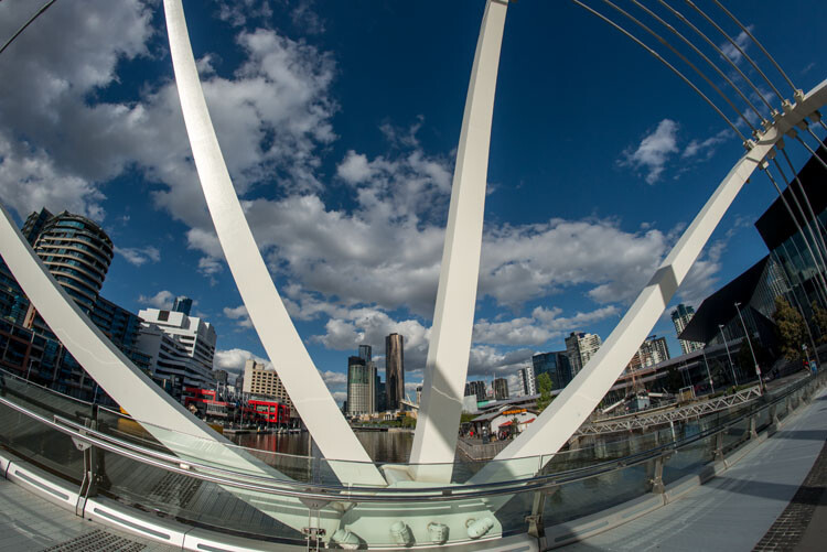 Overview of the Samyang 12mm F2.8 ED AS NCS Fisheye Lens