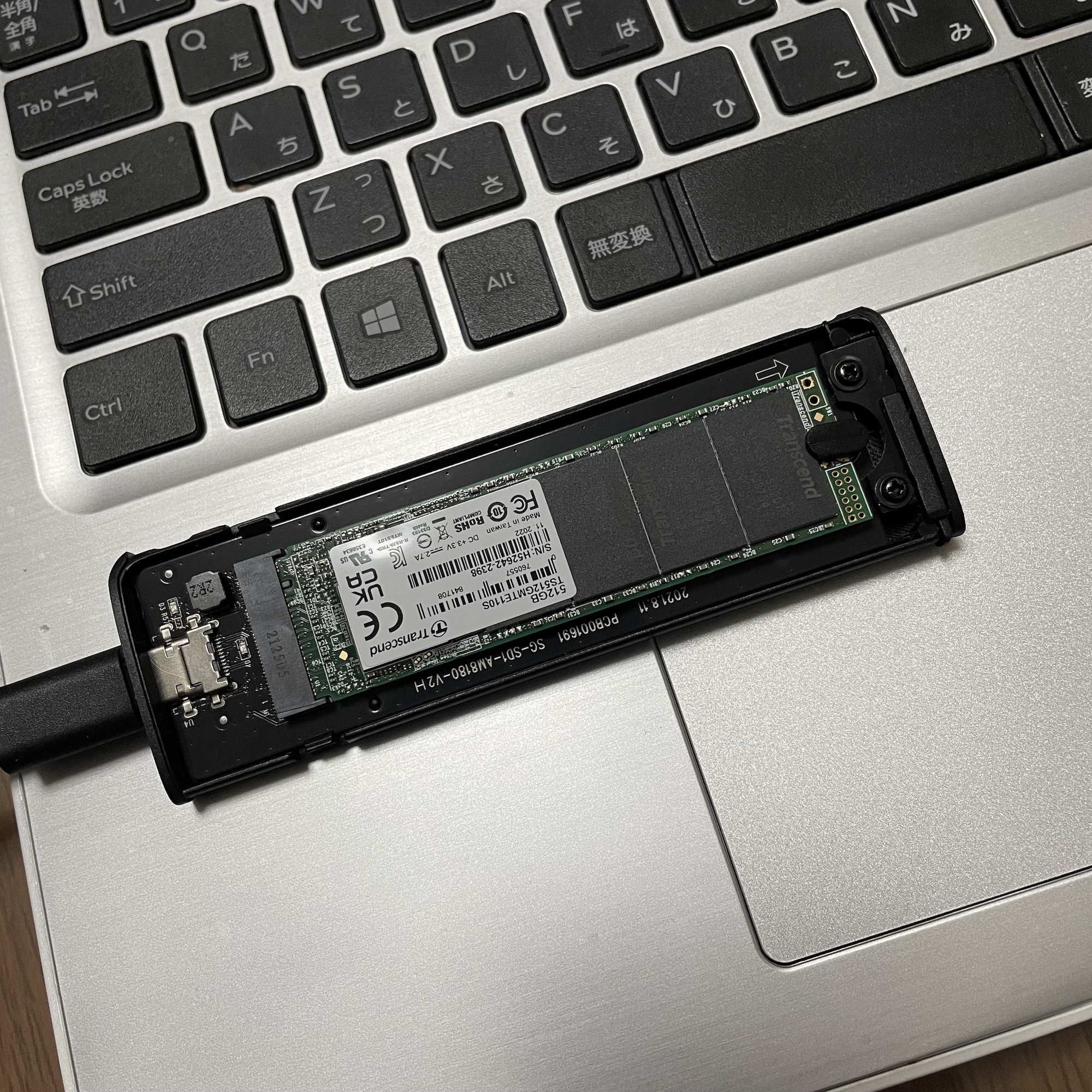 DELL Inspiron 15 5000（5570）のM.2 SSDを交換する