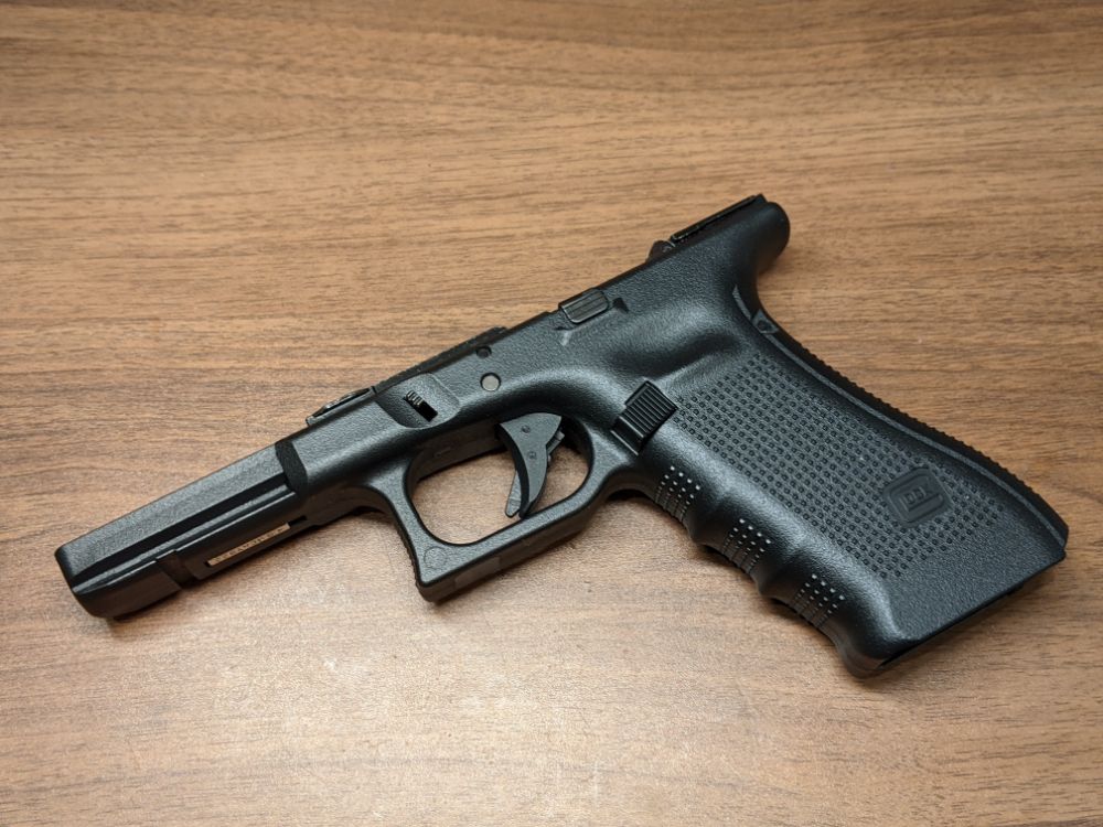 完全分解】東京マルイ GLOCK17 Gen.4 ～フレーム編～ | おのまとぺの