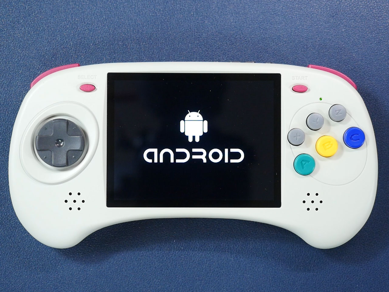 ANBERNIC RG ARC-D レビュー 十字キーの出来が良くて、レトロゲームに