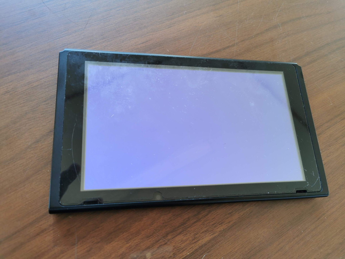 画面真っ青】ブルースクリーンで起動しないニンテンドースイッチの修理