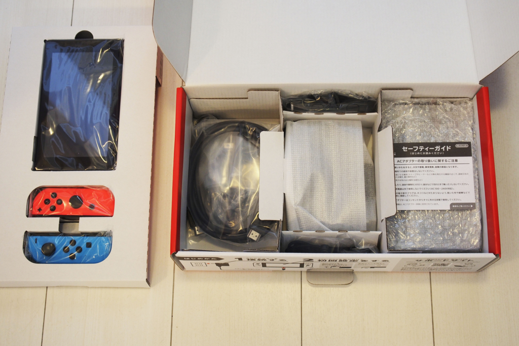 Nintendo Switch】限定赤箱 開封の儀【ニンテンドー スイッチ】 | 脱