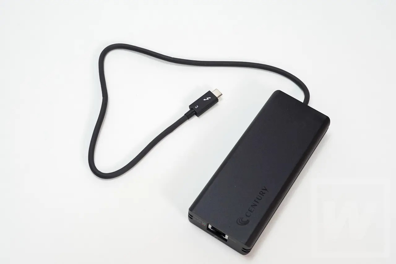 Thunderbolt 3接続 10GbE LANアダプタ センチュリー CATB3LAN10G 実機