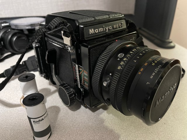 Got me a Mamiya RB-67 – James Pratt