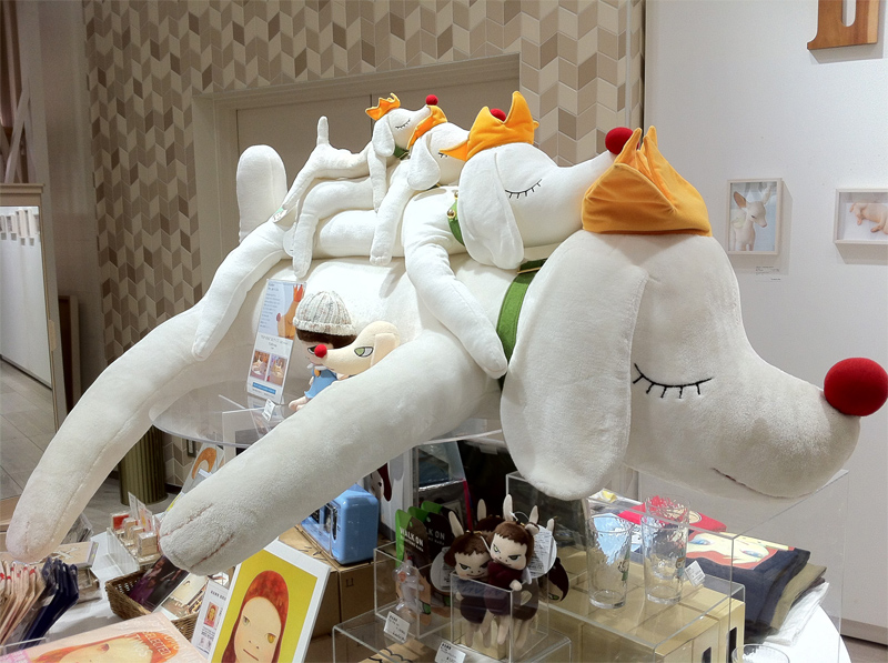 奈良美智 ぬいぐるみ】Pup King (パップキング)はラムフロムの