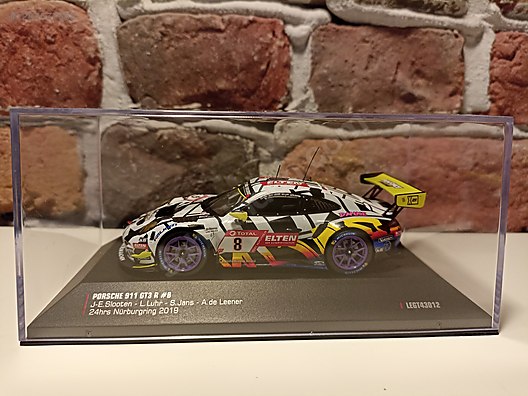 PORSCHE 911 GT3 R.. 1/43 ÖLÇEK..SIFIR PLEKSİ KUTULU.. on
