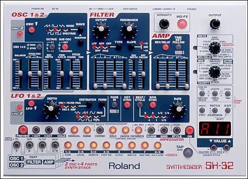 COOL!!! ローランド SH-32 カスタム・モデルがeBayに出品中 - ICON