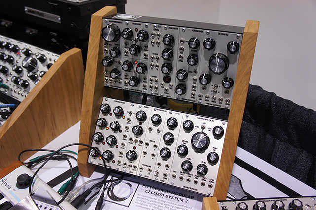 NAMM 2013: 人気のモジュラー・シンセ「Pittsburgh Modular