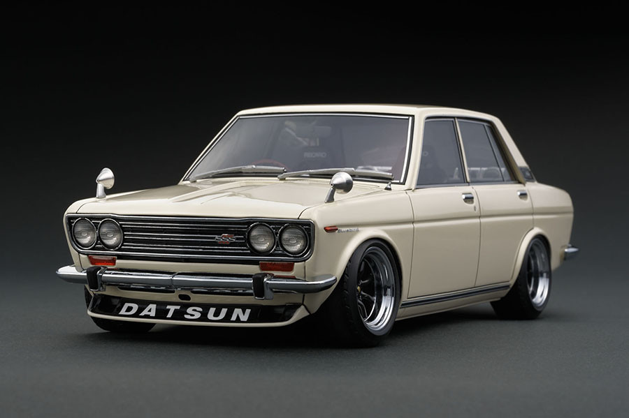 IG0618 1/18 Datsun Bluebird SSS (510) White | LINE UP | ignition