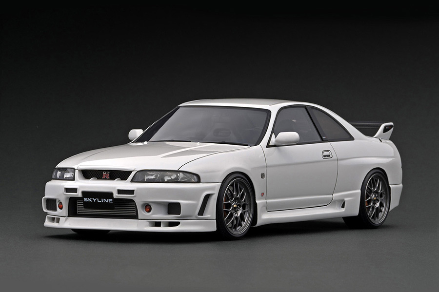 IG2684 1/18 Nissan Skyline GT-R (BCNR33) White | LINE UP | [公式