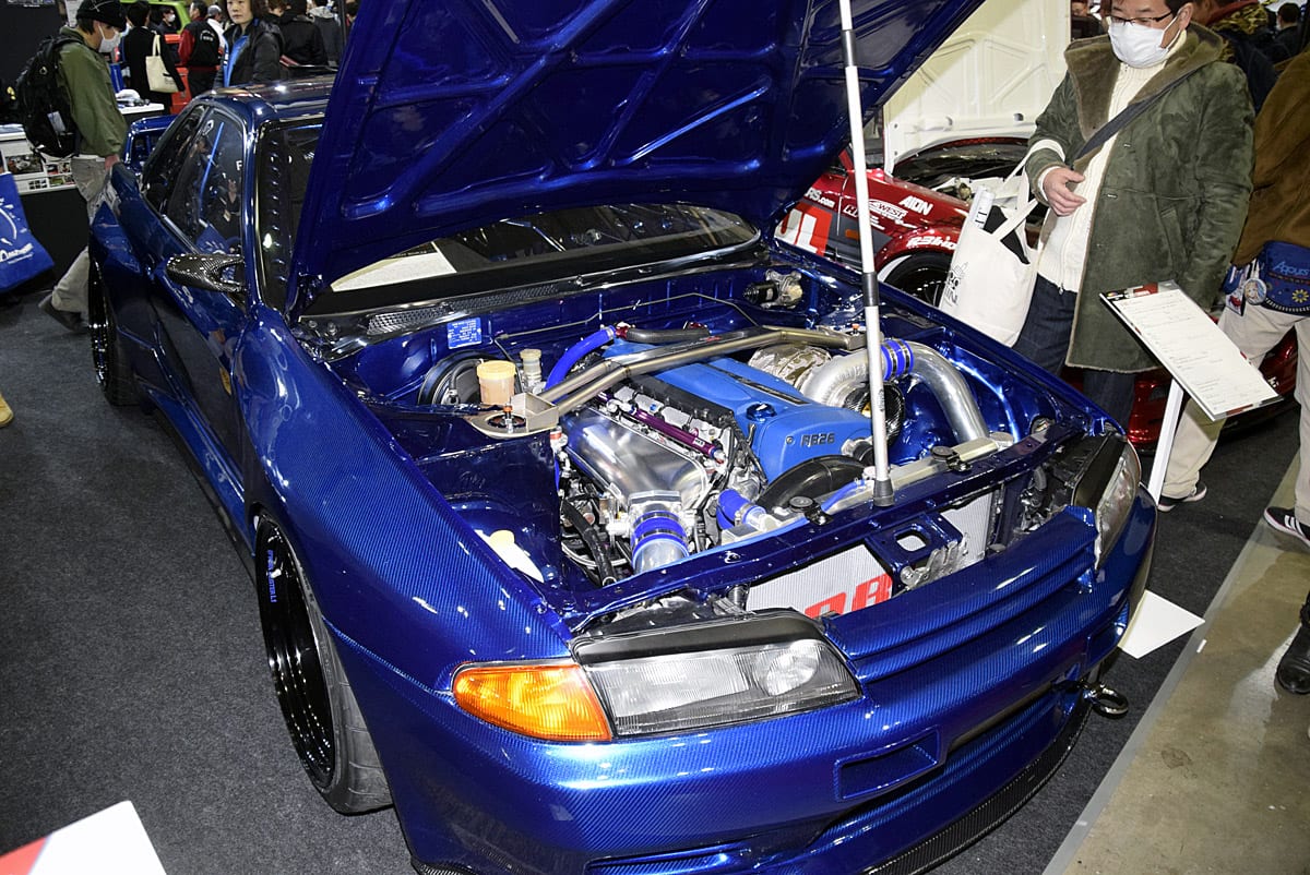 骨さえあれば甦る！R32GT-R用カーボン製ワイドボディキットがスゴイ