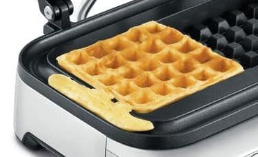 ワッフルは、縦置きすれば、焼きやすい―失敗しにくい縦型ワッフル