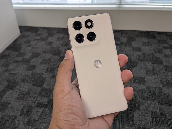 モトローラが「edge 60 pro」を7月4日発売 カメラと丈夫さを強化して