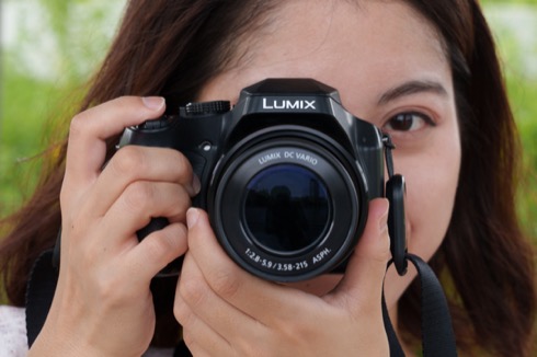 6年ぶり登場、光学60倍ズーム「LUMIX FZ85D」でスマホでは難しい写真を