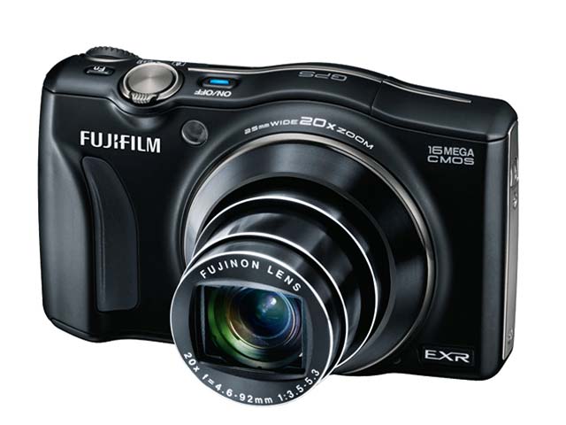 世界最小20倍ズーム 103パターンを認識する「FinePix F770EXR